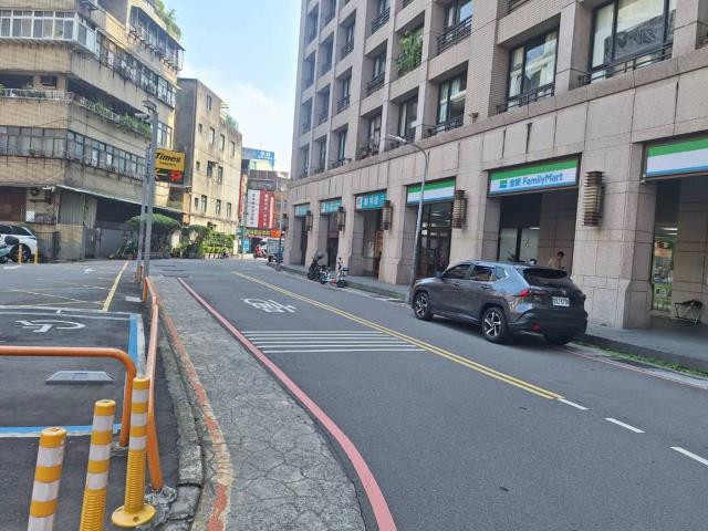 新北中和大樓法拍-4