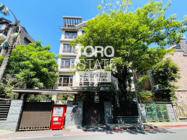 台北文山區法拍大樓-1