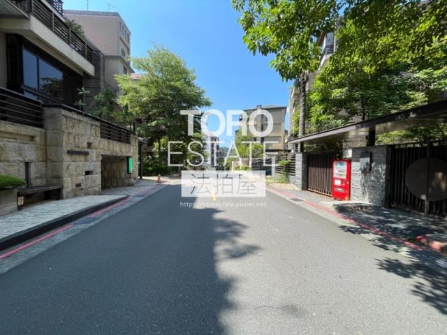台北文山區法拍大樓-7