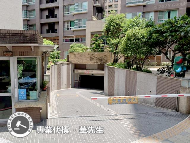新北土城店面法拍-8