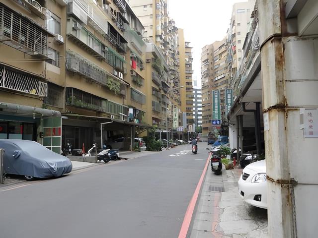 信義區大樓法拍-3