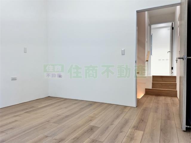 高雄三民區透天-11