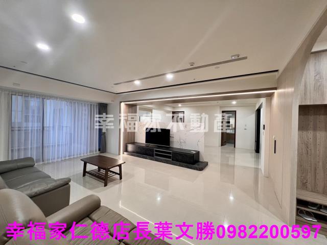 東區大樓-1