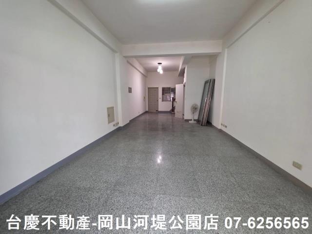 高雄楠梓透天-1