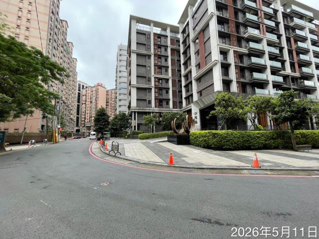 新北淡水華廈法拍-2