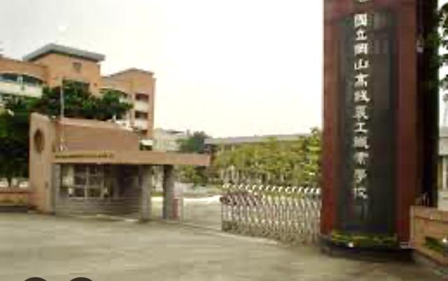 高雄岡山法拍透天-10
